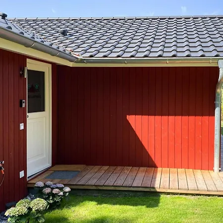 Larsson Mit Sauna Am See, Duemmer, Cleaning Included *