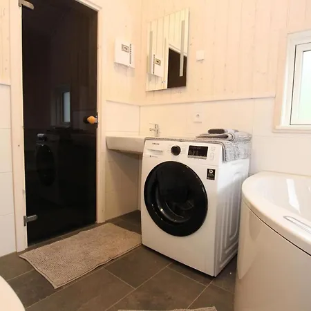 Larsson Mit Sauna Am See, Duemmer, Cleaning Included *